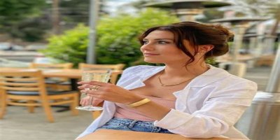 Becca Kufrin Net Worth 2024, Age, Height, Bio, Birthday, Wiki!