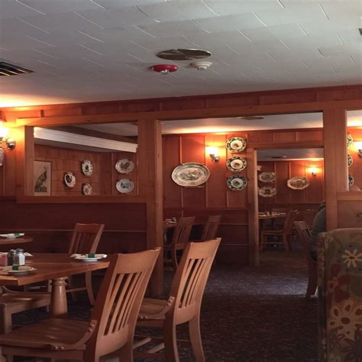 Discovering Hart's Turkey Farm Restaurant In Meredith, NH: A Culinary Delight