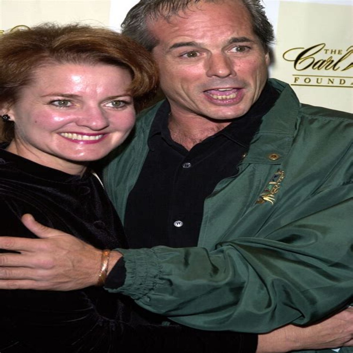 Has Desi Arnaz Jr ever been placed on life support?