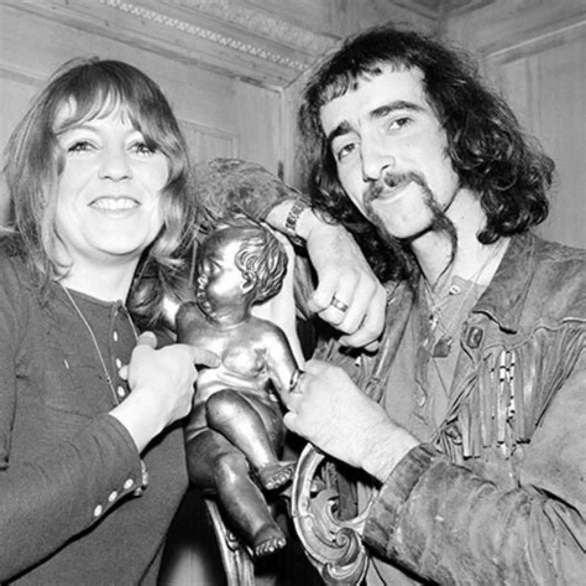 Who is John McVie's wife Julie Ann Reubens? Age, bio, height, job, children, net worth