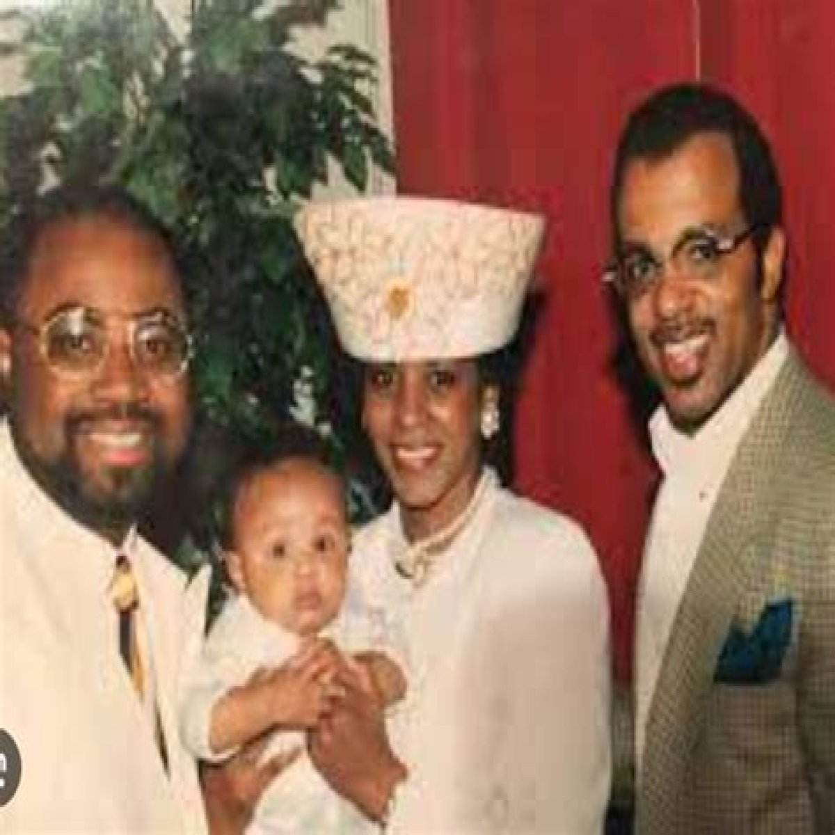 Who is Julian D'Metrius Pearson, Carlton Pearson's son? Bio, age, wife, kids, IG