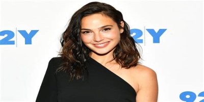 Wonder Woman Gal Gadot Partners With Reebok: Pics